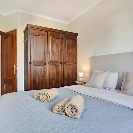 Appartement El With Two Bedrooms *