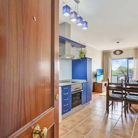 Apartment El With Two Bedrooms *